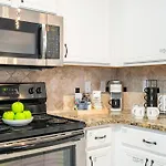 Heated Pool And Golf Cart, Walk To Beach! Best Deal!