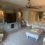 5128 Beachwalk