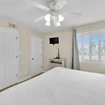 Southbay By The Gulf 99 An Updated Townhome 50 Yards From Beach 3 Bedroom Sleeps 6