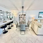 4045 Beachside One