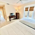 5382 Pine Ridge