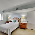 Edgewater 1004
