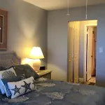 Jetty East 306B