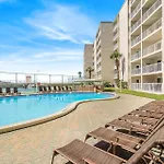 Holiday Surf And Racquet Unit 204
