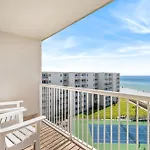 Holiday Surf And Racquet Unit 706