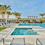 Beachside One 4064