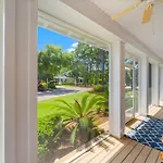 1301 Laurel Grove \