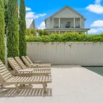 Crystal Tide With Heated Pool And Golf Cart