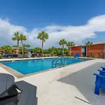 Eden Escape Lake View 3 Pools Pet Friendly