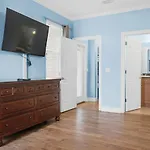 Skips Corner Pet Friendly Beach Trolley