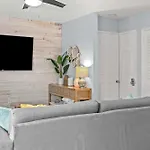 Dest-Zen Gated Beach Access Game Room