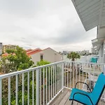 Dest-Zen Gated Beach Access Game Room
