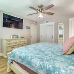 Beach House Condominiums C301 - Beachfront With Pool, Wifi, & Beach Service