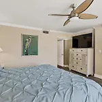 3023 Shoreline Towers-Spring Price Drop-Free Beach Setup 2025