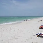 2071 Shoreline Towers Beachfront Condo Free Beach Setup