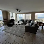 3096-Spacious Vacation Rental