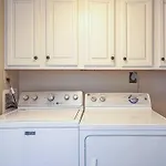 Charming Townhome Shoreline Towers Short Walk To The Beach And Pool
