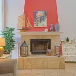 Charming Townhome Shoreline Towers Short Walk To The Beach And Pool