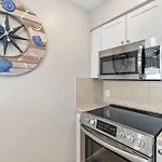 Luau I 7009