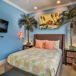 5 Bedroom Villa Private Pool Jacuzzi Golf Cart 3 Min To Beach
