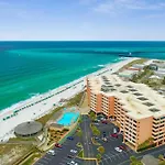 Snowbird Rate! Heated Pool, Steps To Private Beach