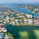 Harborside By Avantstay Expansive Destin Retreat