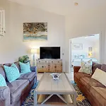 Sunshine Cottage
