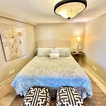 4133 Beachside One