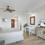Luau II 6222