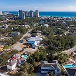 Destin Beach House - Southern Comfort By Panhandle Getaways
