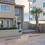 Destiny On The Sand By Avantstay Direct Beach Access Bbq On Large Ocean Facing Patio