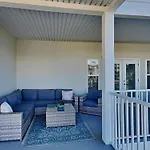 Pavilion Palms #103B