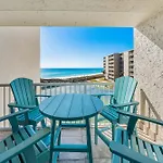 Holiday Surf And Racquet Unit 418