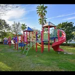 5 Star Resort 11Th Fl Stunning Sunrise 2Br 2Ba King Suite,Pools ,Shuttle Or Walk To Beach