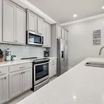 Grand Charm Chateau With Lsv And Heated Pool