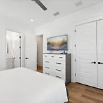 Hidden Palms Estate With Game Room And Lsv