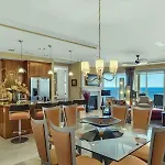 Stunning 3 Bedroom 3 Bath Gulf-Front Villa