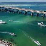 Emerald Destination