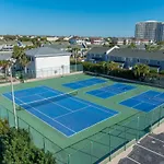 2063 Shoreline Towers - Beachfront Vacation Rental