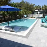 Doctor\'S Orders 2 Short Walk To Private Deeded Beach Sleeps 14