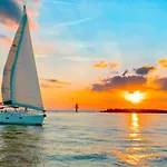 Copper Cay Family Friendly Central Location
