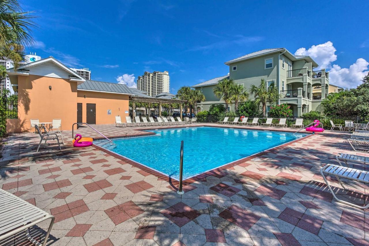 Bright And Modern Townhome Steps To Miramar Beach! Holiday home