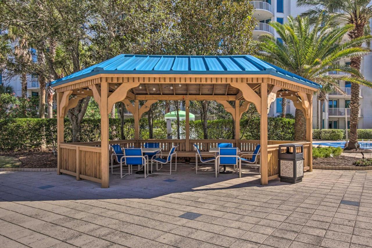 With Amenities And Pool Less Than Half Mi To * Destin