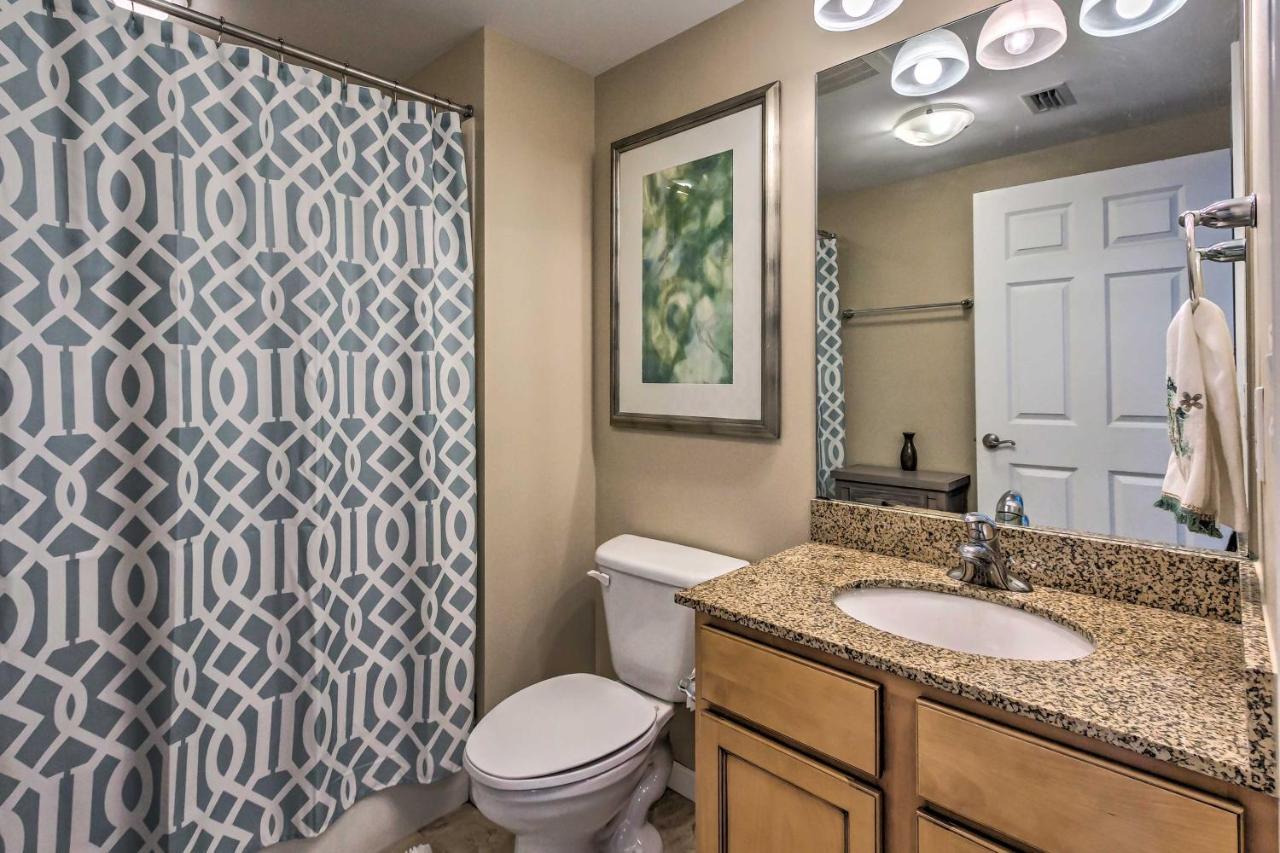 Apartment With Amenities And Pool Less Than Half Mi To *