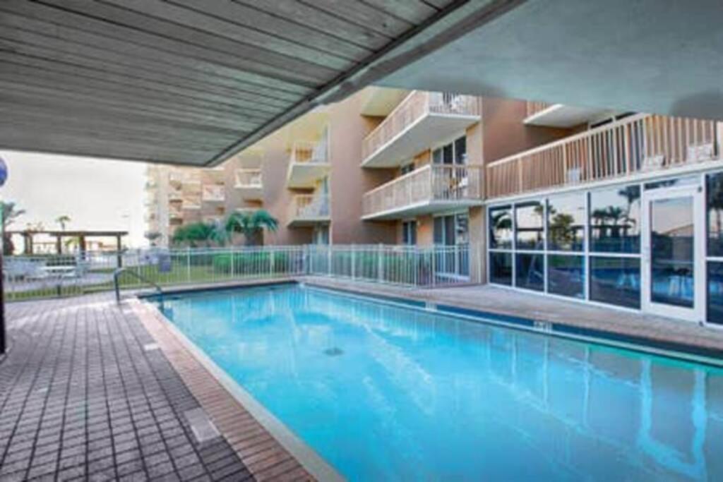 Apartment Beachfront, Oceanview, Pelican Resort, 19th Floor Destin