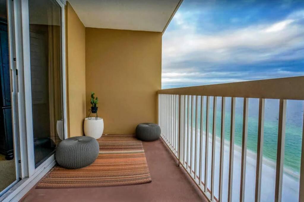 Beachfront, Oceanview, Pelican Resort, 19th Floor * Destin