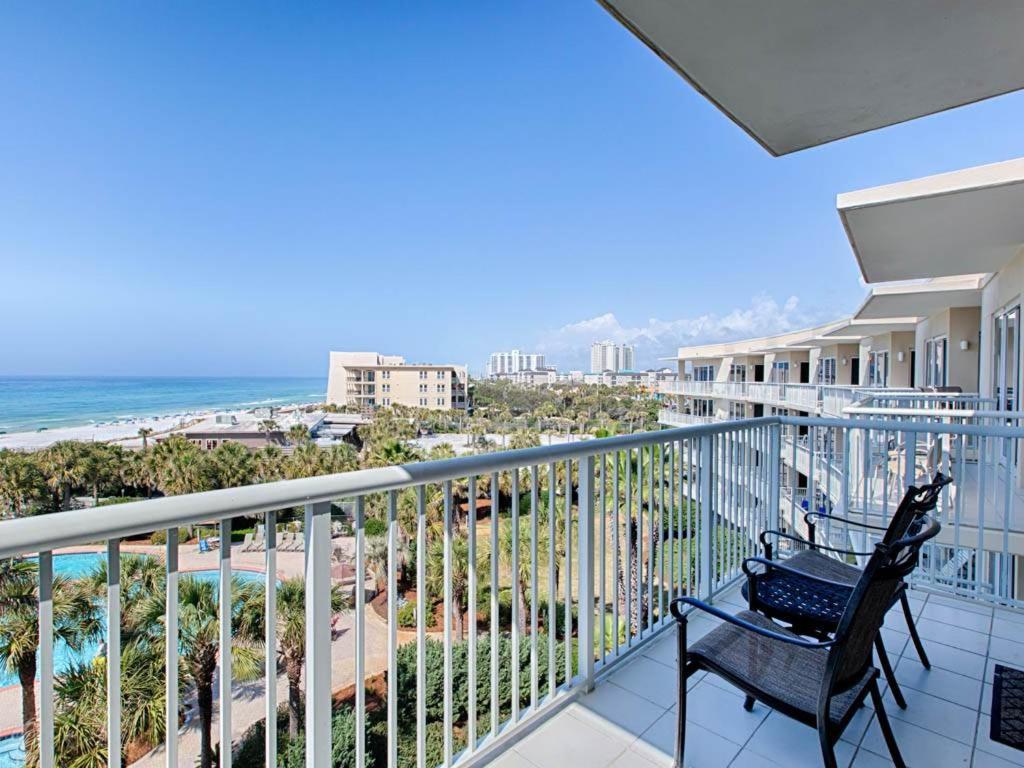 Crescent Iii * Destin