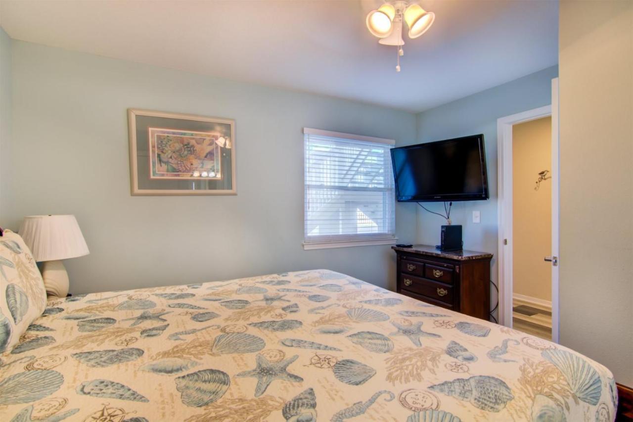 Apartment 9 D, One Bedroom *