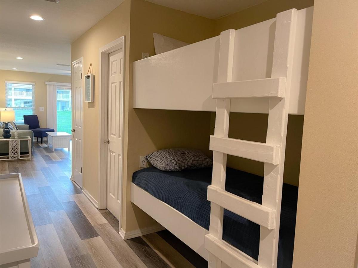 9 D, One Bedroom Apartment