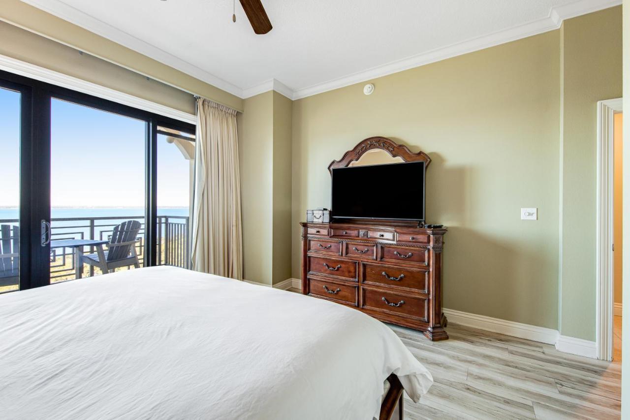 Apartment Emerald Grande Iii *